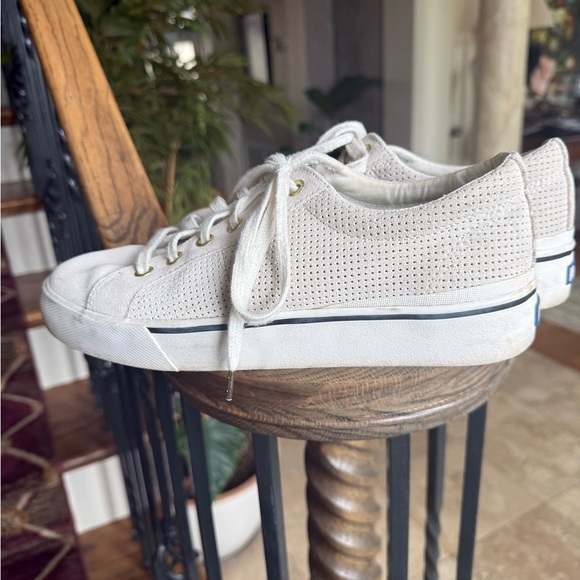 KEDS ladies JUMPKICK perforated low top sneaker beige/suede 9.5 WH65063 - Picture 7 of 11